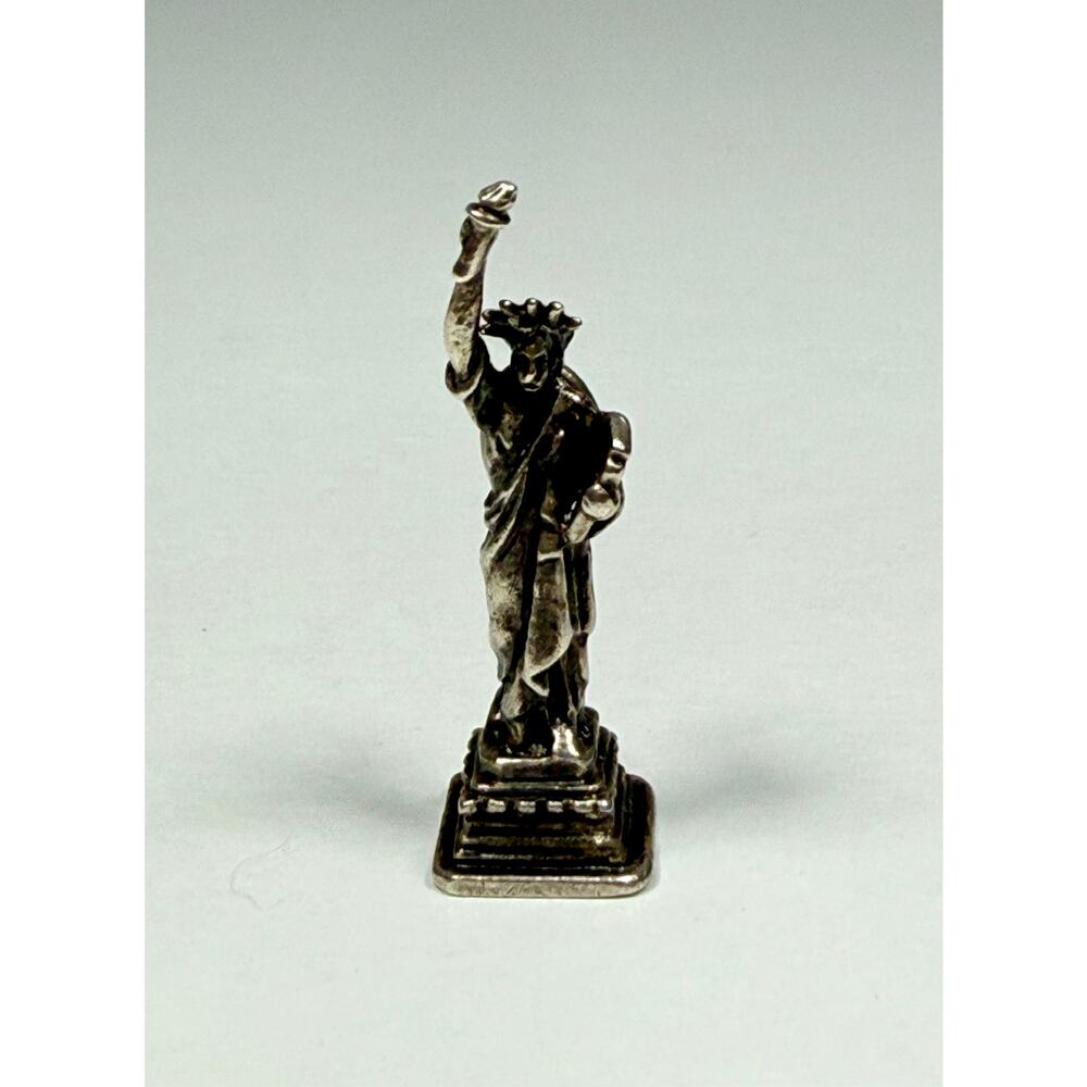 Vintage Beau Statue of Liberty New York 925 Sterling Charm 4.20grams (023)